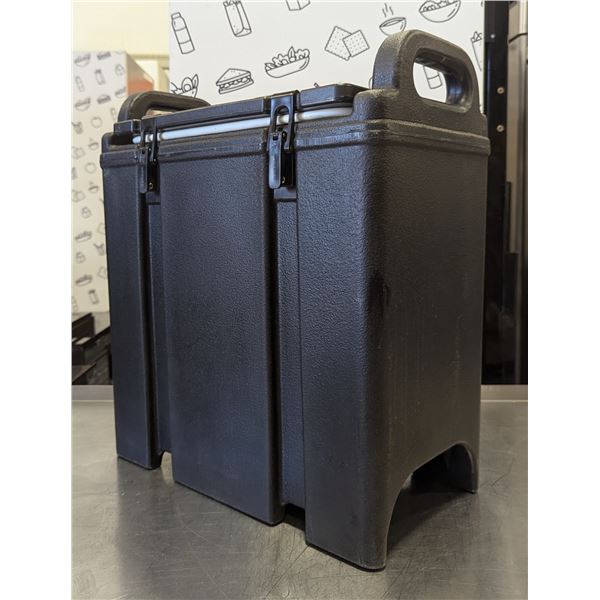 Cambro  3-3/8 Gallon Soup Carrier | AR
