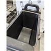 Image 4 : Cambro  3-3/8 Gallon Soup Carrier | AR