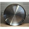 Image 2 : King Seojin 16" Round Stainless Steel Pans - Lot of 4 | L4FL