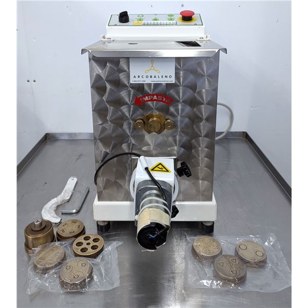 Arcobaleno AEX30 Countertop Pasta Extruder & Mixer W/Dies | 100162/MR3-2