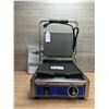 Image 2 : Globe GPG10-C Panini Grill | R3-1/2543