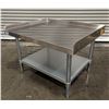Image 2 : 36" x 30" Stainless Steel Equipment Stand, Omcan 22059 | R4-4