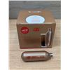 Image 2 : 1qt Nitro Whip, iSi 179001 with 192 N2 Chargers (12 Boxes) | ML5-1