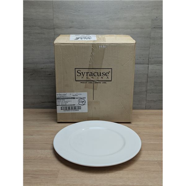 10" Slenda Round Footed Plates, Libbey 905356309 - Lot of 11 | FtD