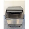 Image 4 : Scotsman CU2026SA-1A Undercounter Small Cube Ice Machine, Air Cooled | 3325
