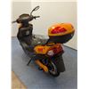 Image 3 : Gio Orange Electric Scooter | R4