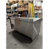 Image 13 : Warnock Hersey 67" x 32-1/4" Stainless Steel Work Station w/Sink | Rex9/RBD
