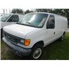 Image 1 : 2004 Ford E250 6-Dr. SWB Cargo Van