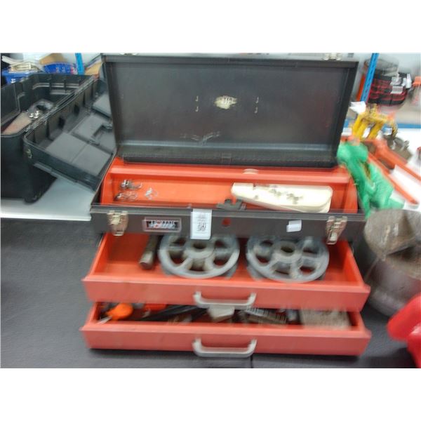 Metal Toolbox w/Pulley's Hardware