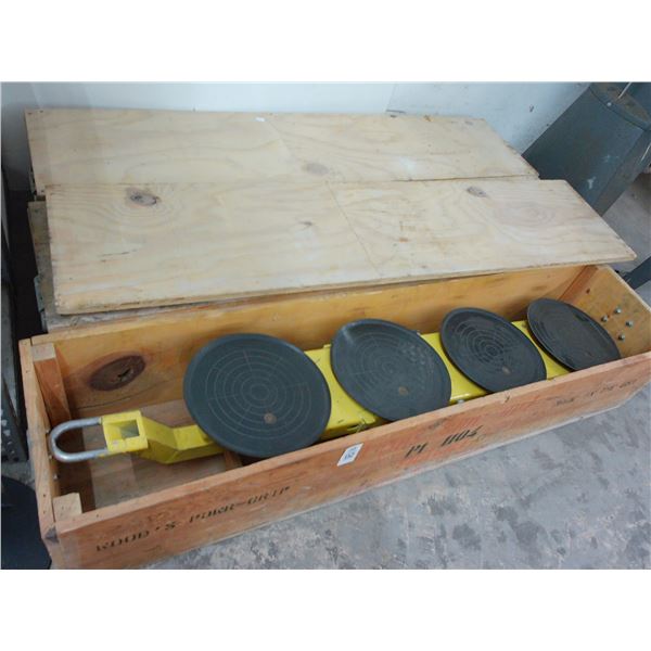 3-Suction Cup Quad Panel Lift 700 Lb. Cap - 3 X $