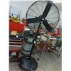 Image 1 : CM Rolling Pedestal Shop Fan