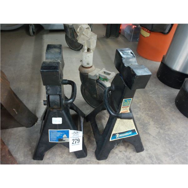 3 Ton Small Jack Tons - Pair