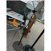 Image 1 : Vintage Style Pedestal Fan