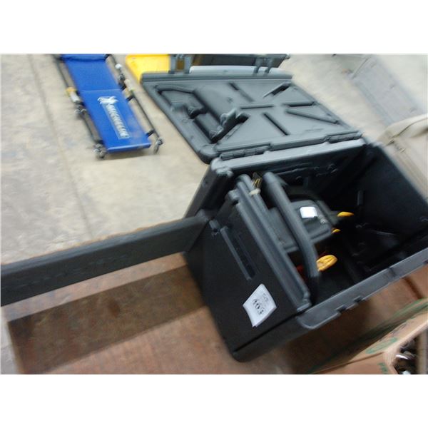 Homelite Gas Chainsaw w/Case