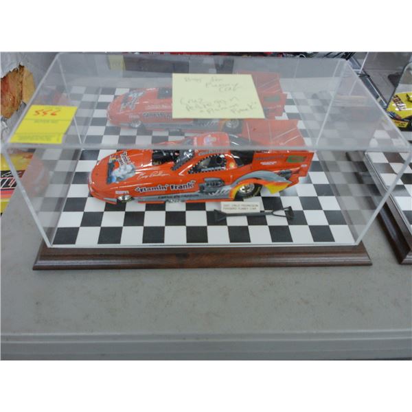 Pentregone Firebird Funny Car w/Showcase