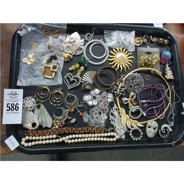 Lot of Fashion Jewelry