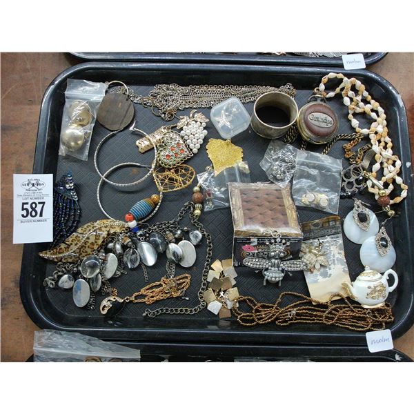 Lot of Fashion Jewelry