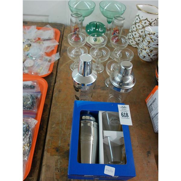 Gators Liquor Shaker Set, Asst. Beverage Glasses, Coin Bank