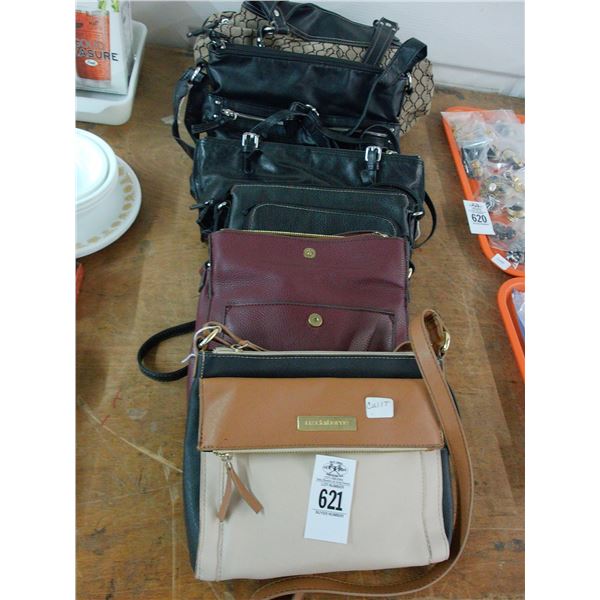 6-Ladie's Clutch/Purse Liz Claibourne - 6 X $