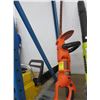 Image 1 : B & D Electric Hedge Trimmer