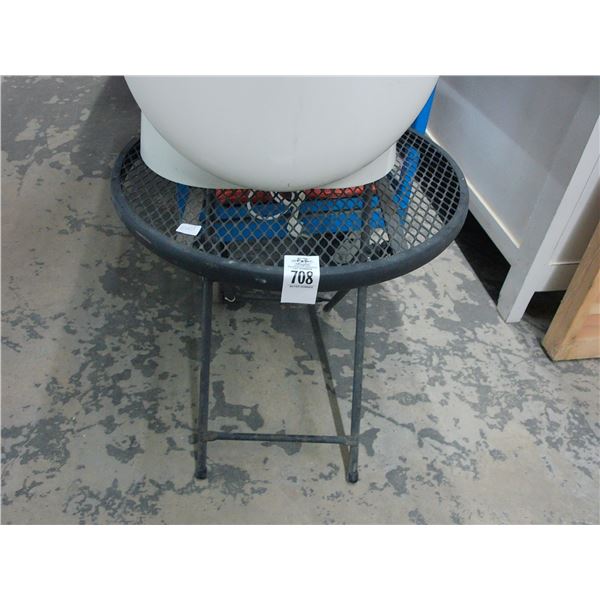 Black Mesh Folding Patio End Table