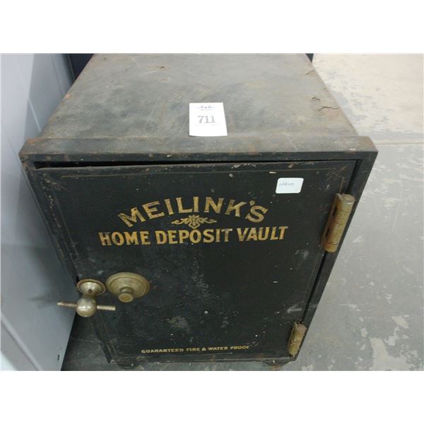 Melinks Antique Safe - Locked