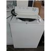 Image 1 : Frigidaire Clothes Washer