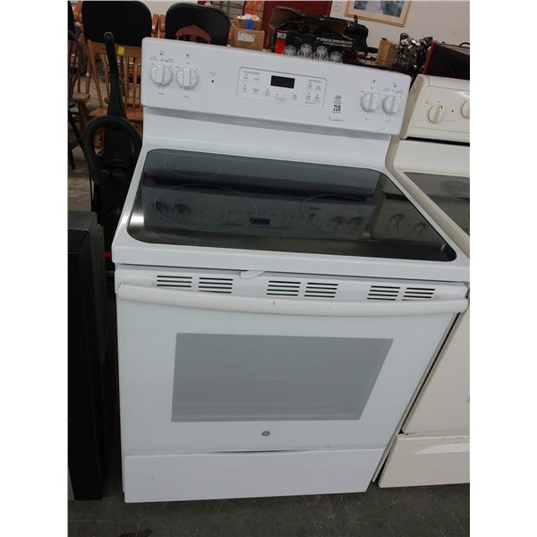 GE White Flat Top Oven