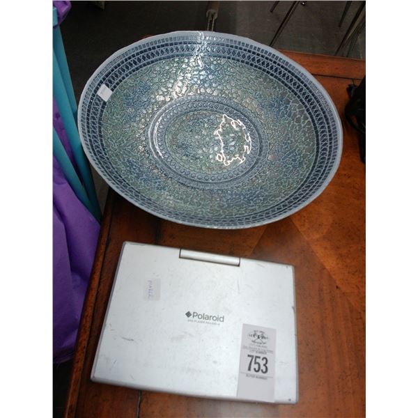 Polaroid DVD Player, Ornate Charger