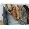 Image 1 : 7-Fur Coat/Trench Coat - 7 X $