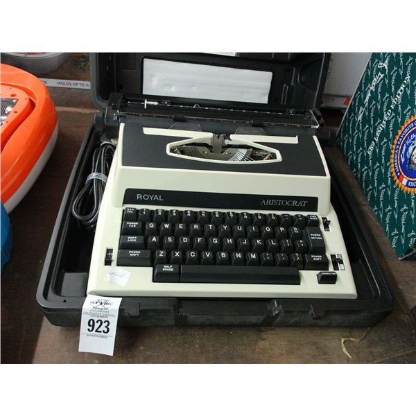 Royal Typewriter w/Carrier