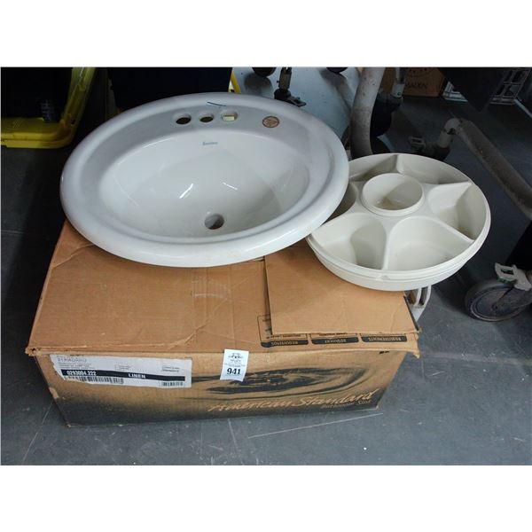 Standard Lavatory Sink, Divider Dish