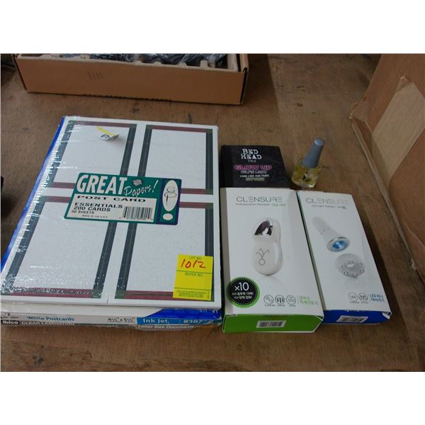 Massagers, Card Stock