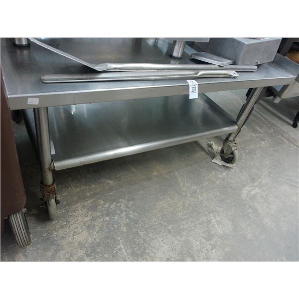 SS 40" Rolling Equip. Stand w/Lip and Undershelf