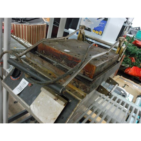 Star Promax Sandwich - Needs Clean Up