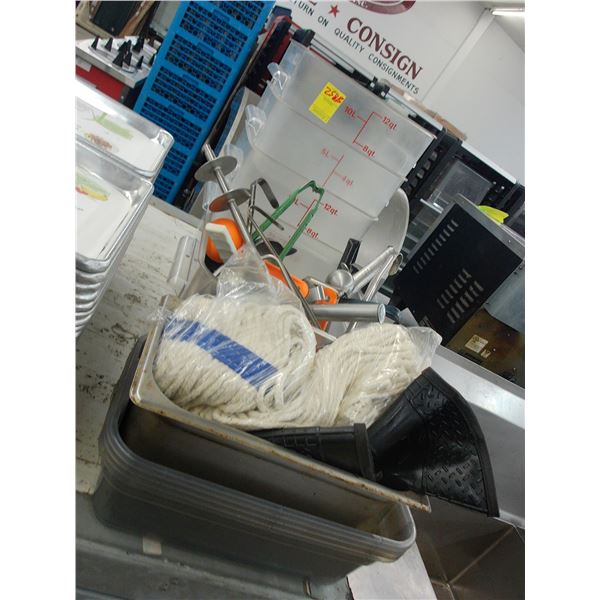 Measuring Bins 5 w/Utensils, Insert Pans, Mop Head