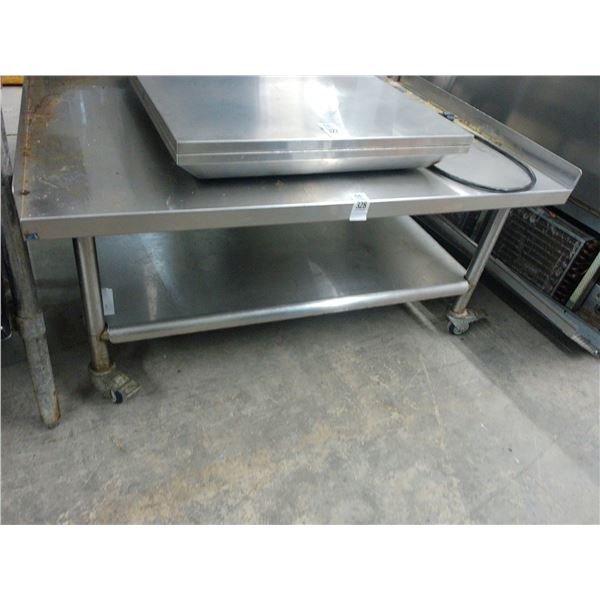 SS  40"  Rolling Equip. Stand w/Lip and Undershelf