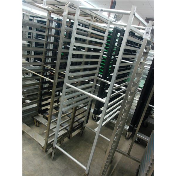 Win Holt Alum. Tray Cart - Missing Supports