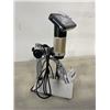 Image 2 : SMALL DIGITAL MICROSCOPE