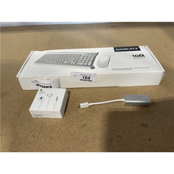 GAMCATZ WIRELESS KEYBOARD WITH APPLE EAR PODS AND ADAPTER