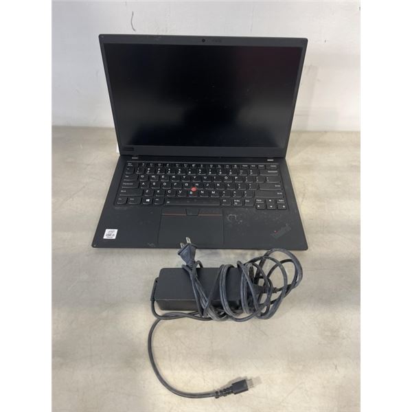 LENOVO THINKPAD X1 CARBON GEN 8 LAPTOP WITH WINDOWS 10 AND POWER ADAPTER