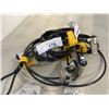 Image 2 : 5 LAPTOP CABLE LOCKS WITH ANCHORS