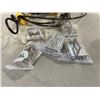 Image 3 : 5 LAPTOP CABLE LOCKS WITH ANCHORS