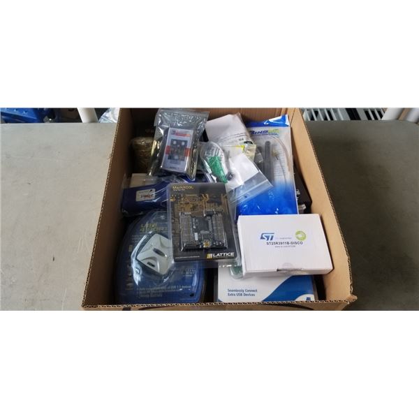 TRAY OF DEVELOPER DEVICES AND SUPPLIES