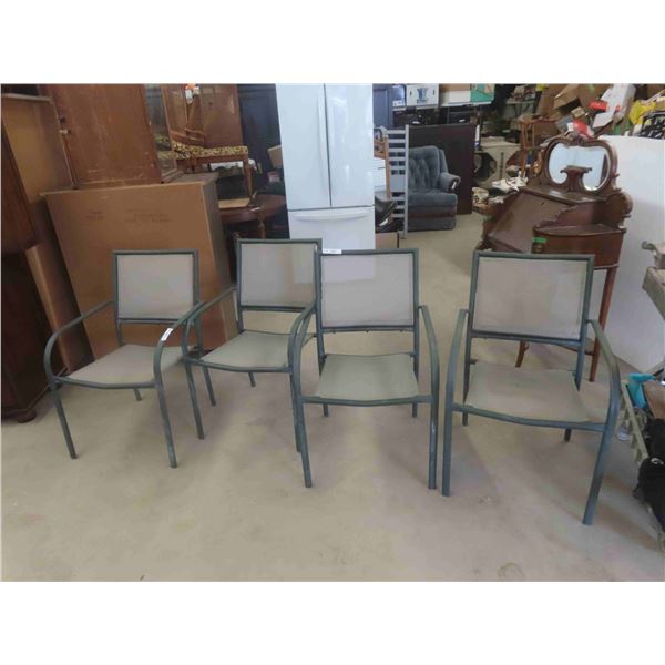 4 Patio Chairs 