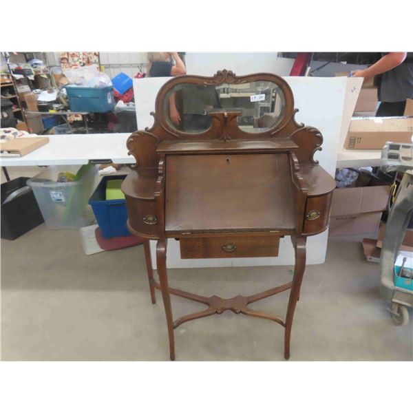 Oak Drop Leaf Writing Desk 50'' x 36'' x 16'' 