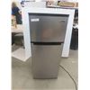 Image 1 : Magic Chef Stainless Fridge with Freezer 45'' x 19'' x 