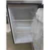 Image 5 : Magic Chef Stainless Fridge with Freezer 45'' x 19'' x 