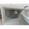 Image 5 : Kenmore Fridge with Freezer 60'' x 29 1/2'' x 28