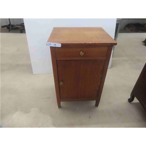 Oak 1/4 Cut Night Stand Mission-Style 